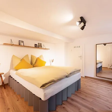 Apartment Naechtigen An Der Stadtmauer
